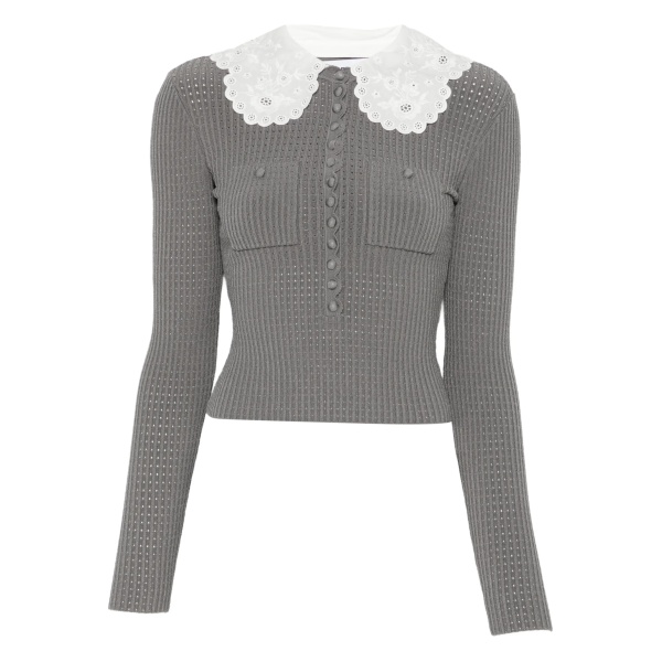 contrasting-collar top