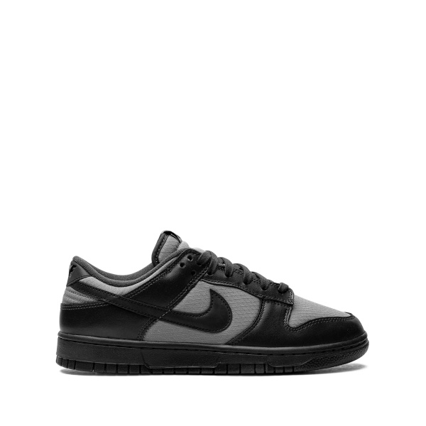 Dunk Low Retro SE sneakers