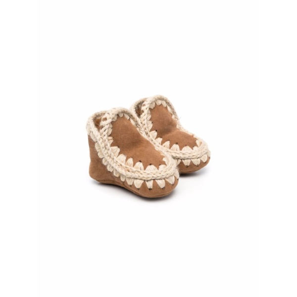 Eskimo sheepskin booties