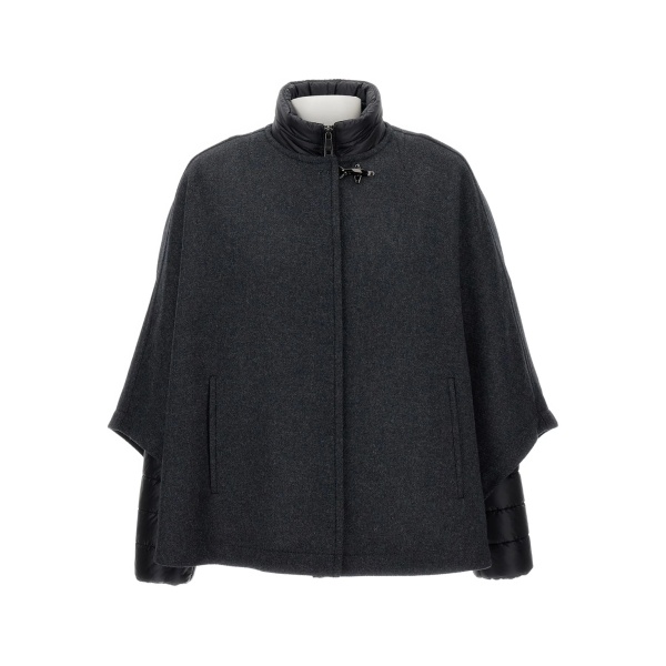 hook-fastening wool cape