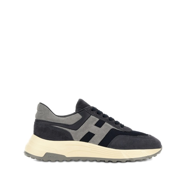 Hyperlight leather sneakers
