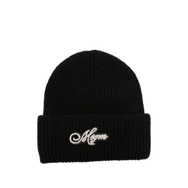 logo-patch beanie