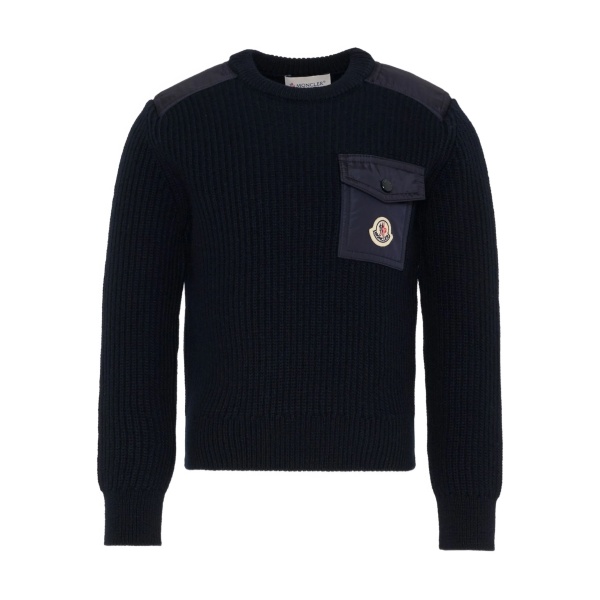 Pocket detail crewneck sweater