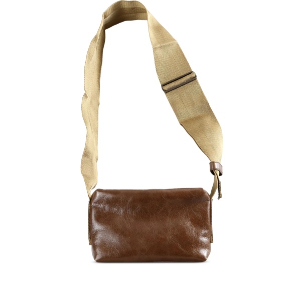 small leather shoulder bag