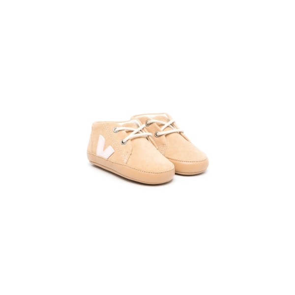 Sweden Petale suede pre-walkers