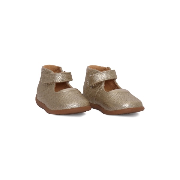 textured strap stand-up mary sandals