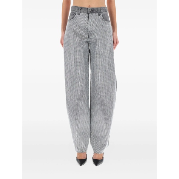 wide-leg jeans