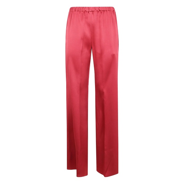 elastic-waist trousers