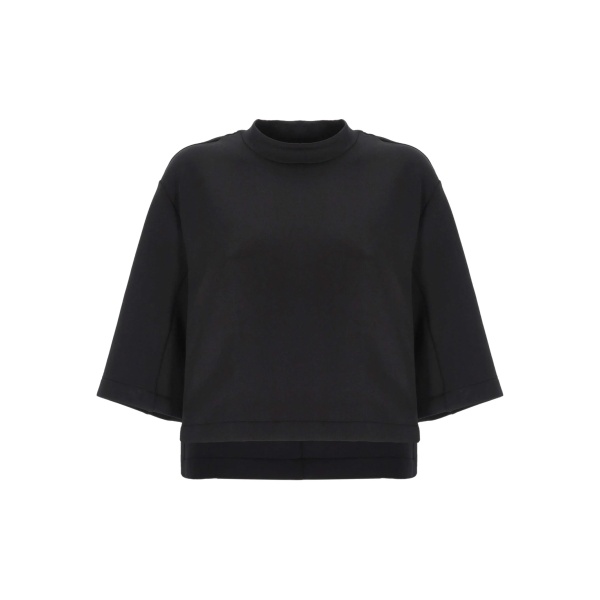 half-sleeve T-shirt