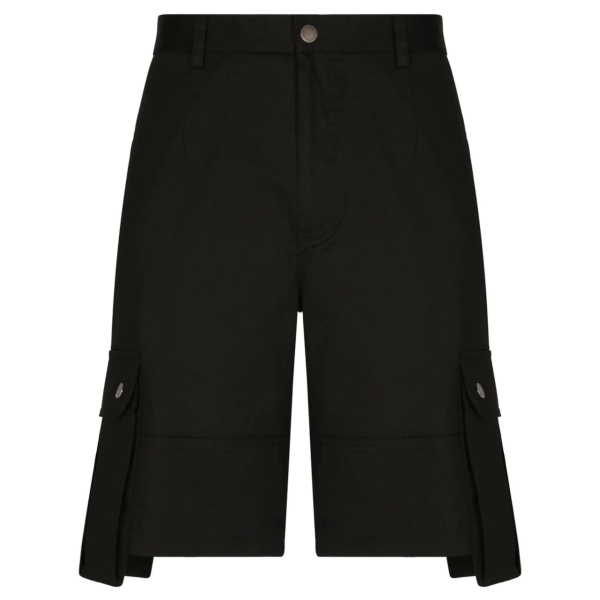 knee-length cotton Bermuda shorts
