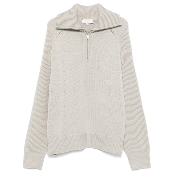 Level sweater