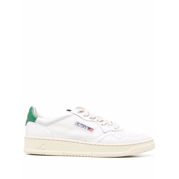Medalist low-top sneakers