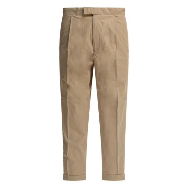 pleated trousers