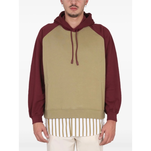 raglan-sleeve hoodie