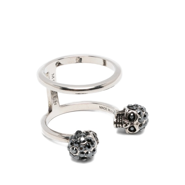 skull-embellished double ring