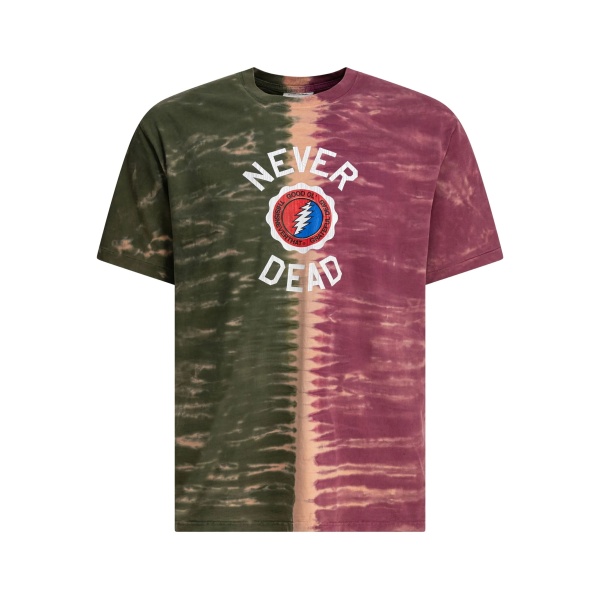 tie-dye T-shirt