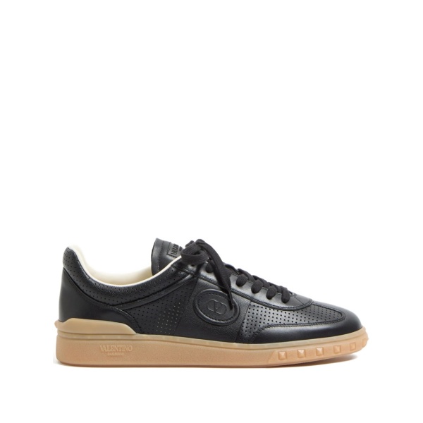 Upvillage sneakers