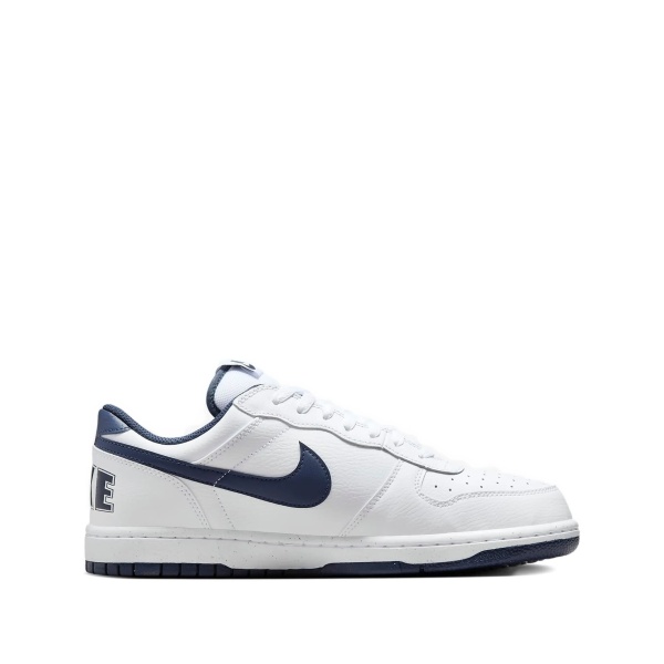 Big Nike Low sneakers