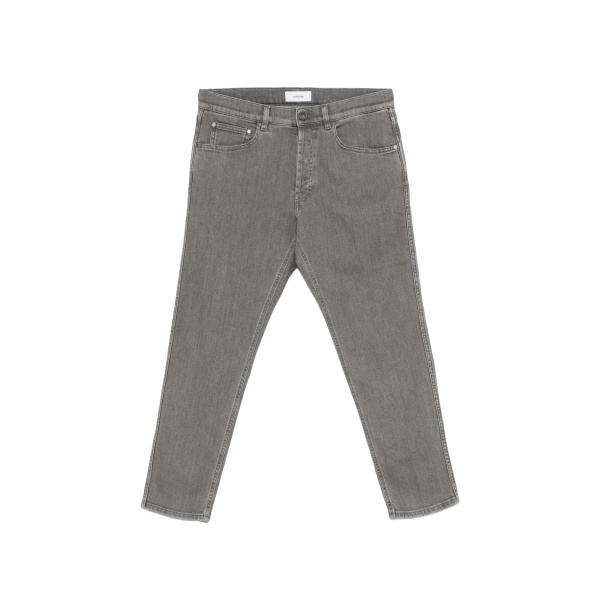 button-fastening jeans