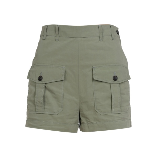 buttoned cargo-pockets shorts