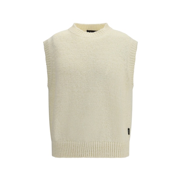 crew-neck gilet