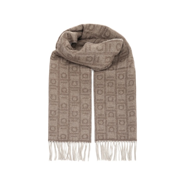 fringe-detail geometric-pattern scarf