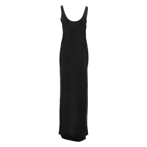 scoop-neck maxi dress