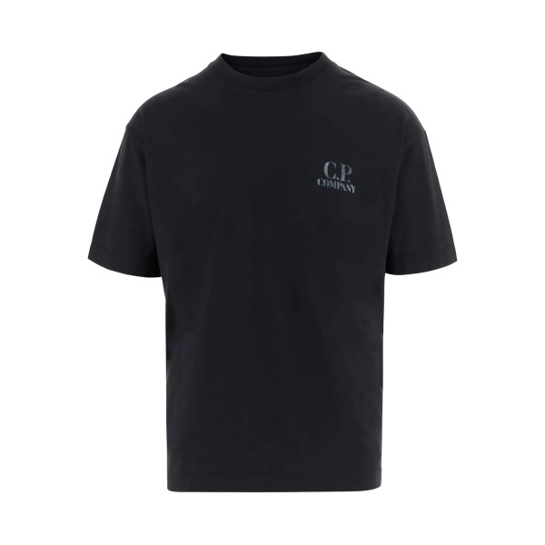 short-sleeved T-shirt