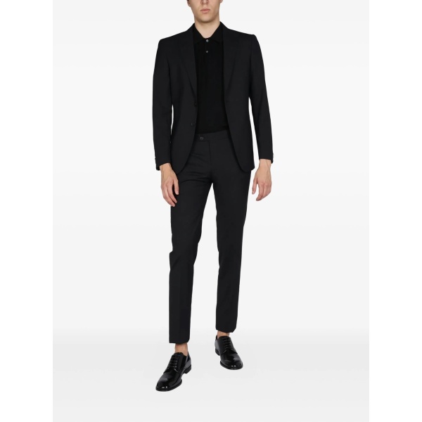 single-breated suit