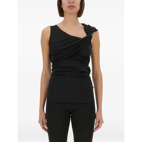 twisted asymmetric top