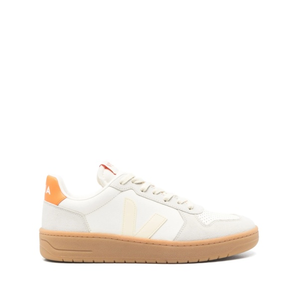 V-82 sneakers