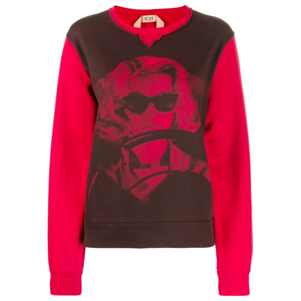 woman print sweatshirt