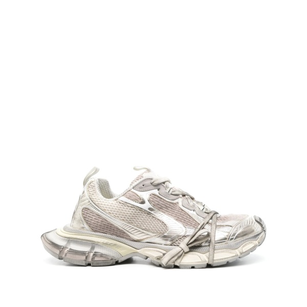 3XL sneakers