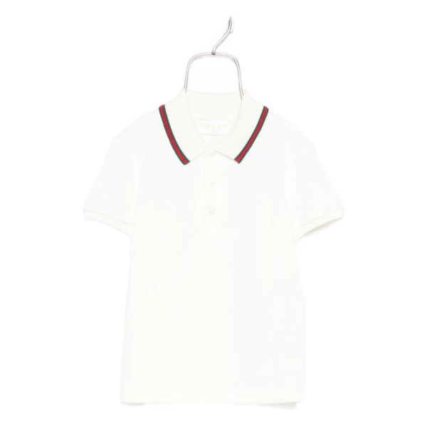 button-fastening polo shirt