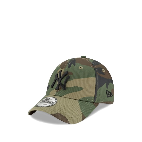 camouflage-printed logo cap