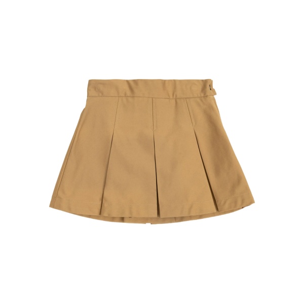 pleated skirt