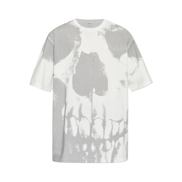 skull-print T-shirt