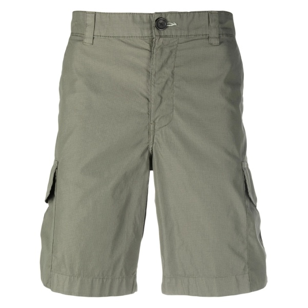 straight-leg cargo shorts