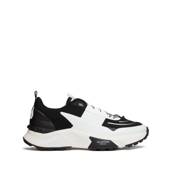 True Act panelled sneakers