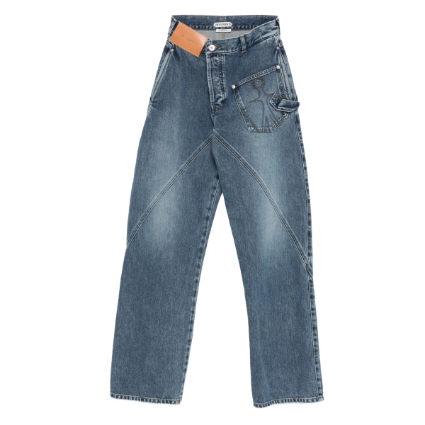 twisted-effect logo-patch denim jeans