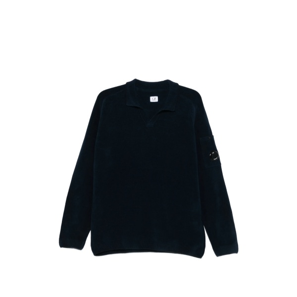 V-neck pocket-sleeve sweater