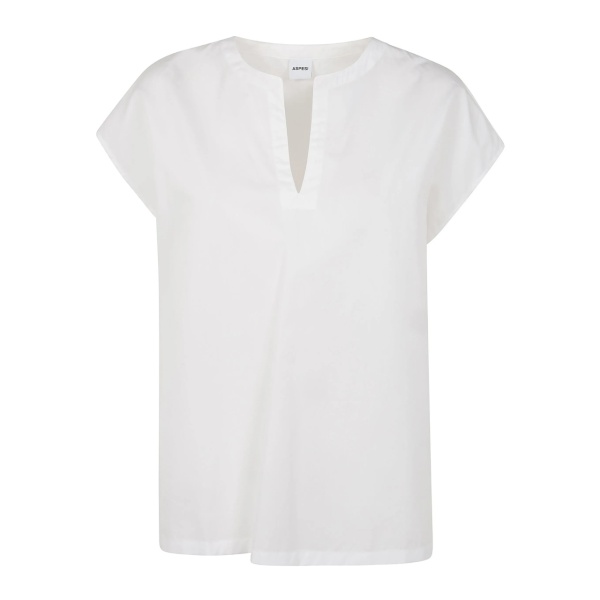 V-neck T-shirt
