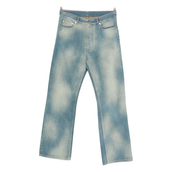 washed-effect jeans