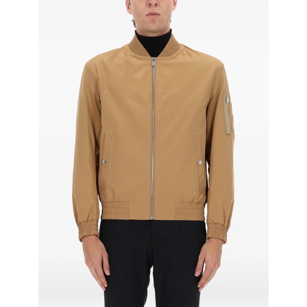 zip pocket jacket