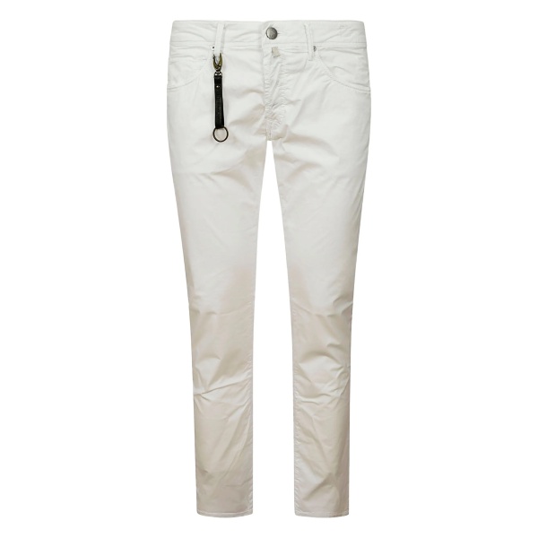 button-closure five-pocket jeans