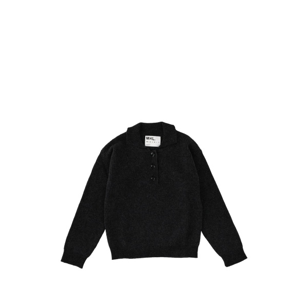 button collar polo shirt