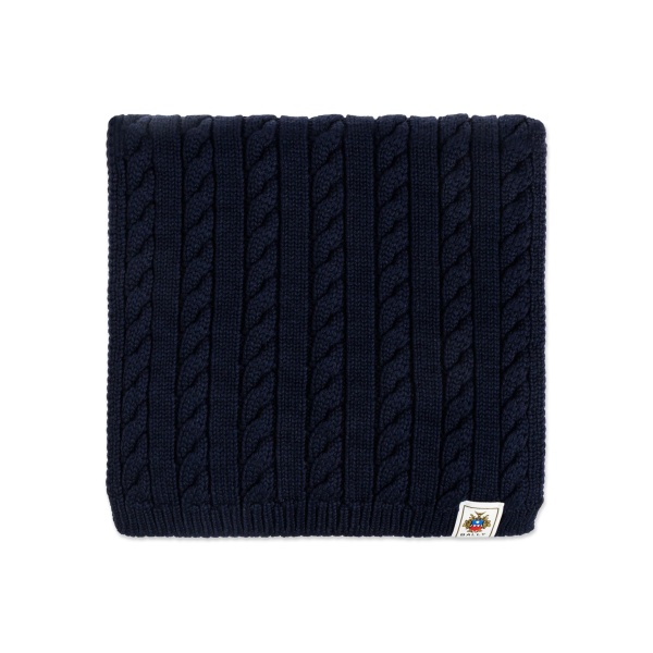 cable-knit scarf