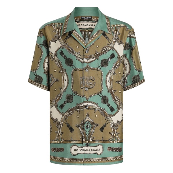 graphic-print shirt