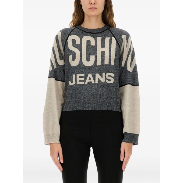 logo colour block top