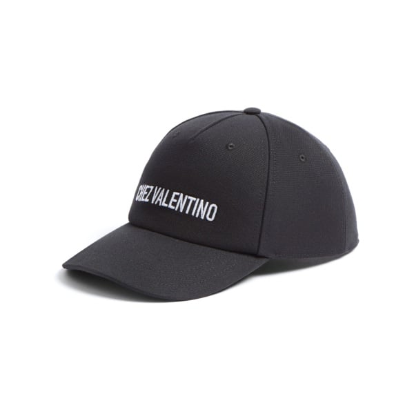 logo-embroidered cap